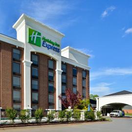 Holiday Inn Express Winston-Salem Medical Ctr Area, хотел в Уинстън-Сейлъм