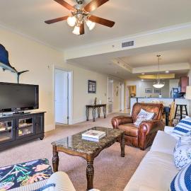 Family Condo: Resort Pool Access & Ocean View, hotel in Dauphin Island