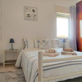 Beach&Surf Flat, hotel in Aljezur