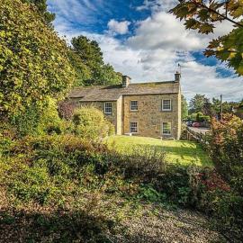 The Belle - A converted Grade II Listed home from home in Bakewell