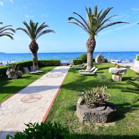 Nadia's Studios & Apartments in Argasi, Sea-View