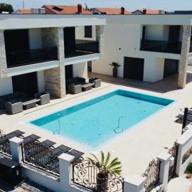 Vila Softic Amra