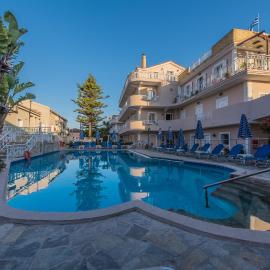 Planos Beach Hotel