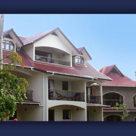 L'Hirondelle Self Catering Guest House, hotell Praslinis