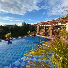 Hotel Estaciones, hotelli kohteessa Guatapé