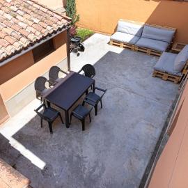 URIBE-ENEA Casa sola con amplio patio en Elciego con visita a bodega, siempre sujeta a disponibilidad – hotel w mieście Elciego