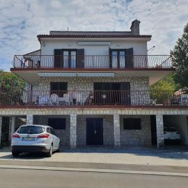 Apartment Toška، فندق في دْرامالج