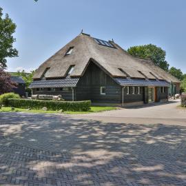 erve Middendorp, hotel din Ansen