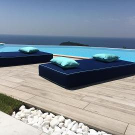 Luxury villa Blue&Blanc piscina a sfioro isola, hotel u gradu Dijamante