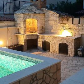 Traumferienwohnung mit privatem Pool & gemütlicher Grillecke am Meer, Kroatien, Istrien, Liznjan bei Medulin - Bester Urlaub an der Adria, für Paare, Hotel in Ližnjan