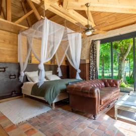 Manoir de la Mazeraie lodge de luxe Loire Valley, hotel v destinácii Joué-lés-Tours