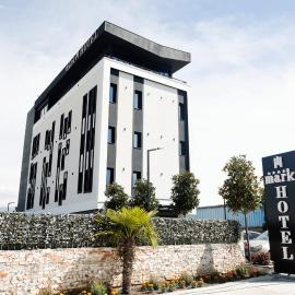Mark Hotel