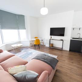 Coastline Villas - Heart of Redcar 1 & 2 Bed Apartments, ideal for contractors and holidayers