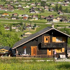 Le Mazot, hotel u gradu Troistorrents