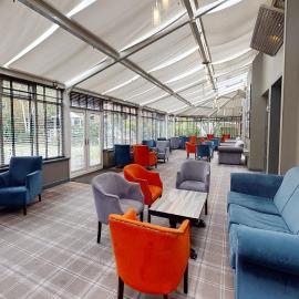 Village Hotel Chester St David's، فندق في جاردن سيتي