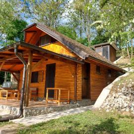 Vikendica, hotel en Erdevik