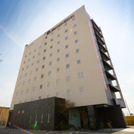 Montein Hotel، فندق في كيتاكامي
