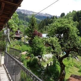 Appart spacieux dans chalet traditionnel avec balcon pour 5 pers. à Arêches-Beaufort - FR-1-342-146 โรงแรมในบูฟอร์