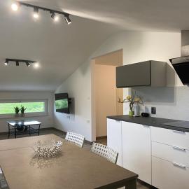 Apartma Fojana, hotelli kohteessa Dobrovo