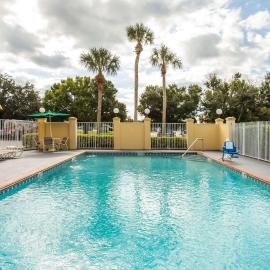 La Quinta by Wyndham Melbourne Viera, hotel em Melbourne