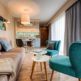 Apartamenty Bursztynowa17, hotel in Niechorze