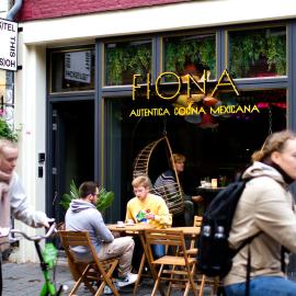 THIS HO(S)TEL, hotel i Amsterdam