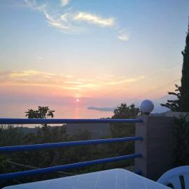 Rooms to let Spiropali