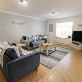 Apartment 6
