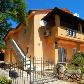 Apartment Molnar, hotel in Polje