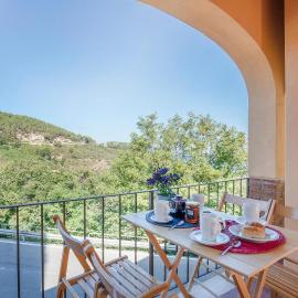 3 Bedroom Stunning Home In Marciana
