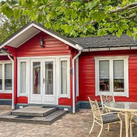 Nice Home In Heinkenszand With Sauna