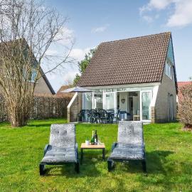 Lovely Home In Vlagtwedde With Sauna