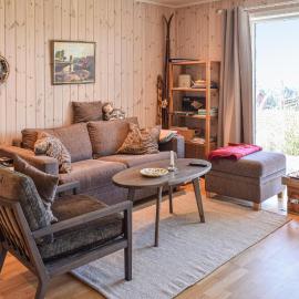 Nice Home In Sjusjøen With Kitchen