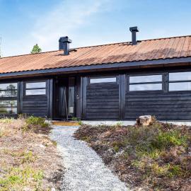 Beautiful Home In Flå With Kitchen, hotel a Flå