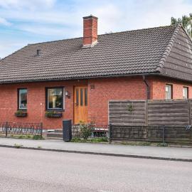 Nice Home In Höganäs With Wifi, отель в городе Хёганес