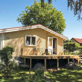 2 Bedroom Cozy Home In Ramdala, hotel v destinácii Möcklö