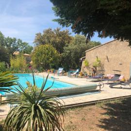 LUBERON DES ARTISTES 2, ξενοδοχείο σε Apt