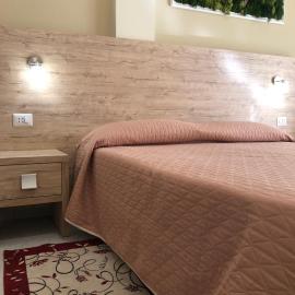 Hotel Centrale, khách sạn ở Quartu SantʼElena