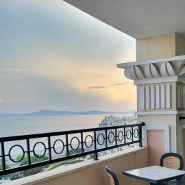 "Красавиците тъмнокоси" Sunset Resort Pomorie, hotel in Pomorie