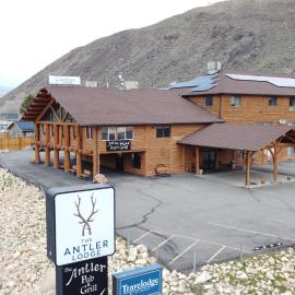 The Antler Lodge - Gardiner, hótel í Gardiner