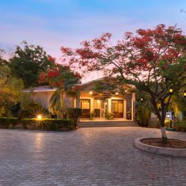 Click Resort Corbett Tiger Den, готель у місті Рамнаґар