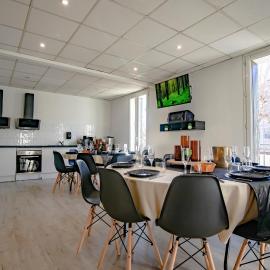 Le Work&Play - Logement spécial séminaires, vacances, repas., Hotel in Clermont-lʼHérault