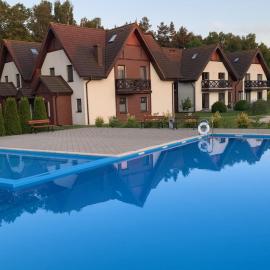 Apartament szafirowy z basenem koło Łeby