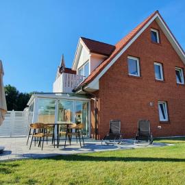 Ferienhaus Rotdorn, hotel em Wiek auf Rügen