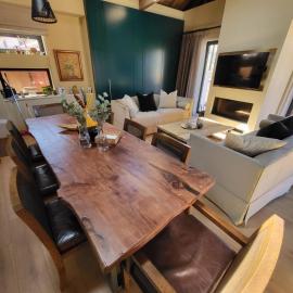 Selin the stone house, hotell i Phini