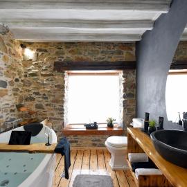 Tramuntana, hotel v destinaci Ano Syros