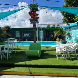 Nomada Beach Hostel- Isla Verde, Hotel in San Juan