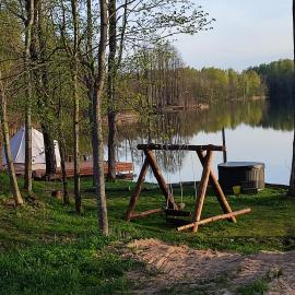 PELAKYS GLAMPING Minimum 2 paros Be kaimynų, ξενοδοχείο σε Šlepečiai