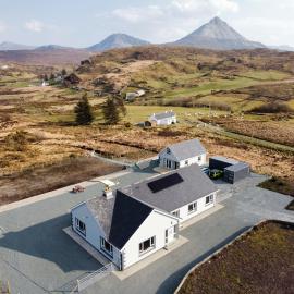 Errigal View B&B and Crafts, Hotel in Fawnaboy Lower