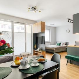 Apartament Jarzębinowy z ogródkiem